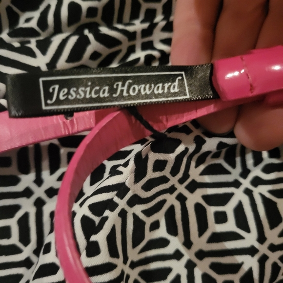 Black and White Geometric Dress with Pink Belt - Picture 4 of 6